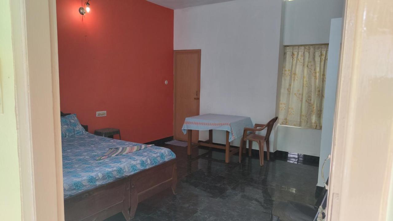 Hotel Greenland Thiruvananthapuram Bagian luar foto